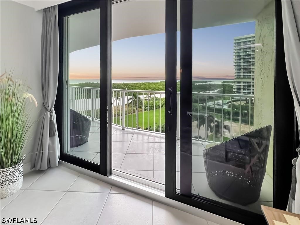 320 Seaview Court #608 Marco Island FL 34145 226023132 image4