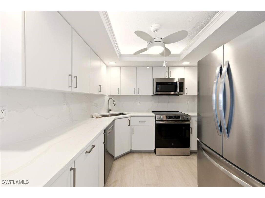 320 Seaview Court #610 Marco Island FL 34145 226002852 image13