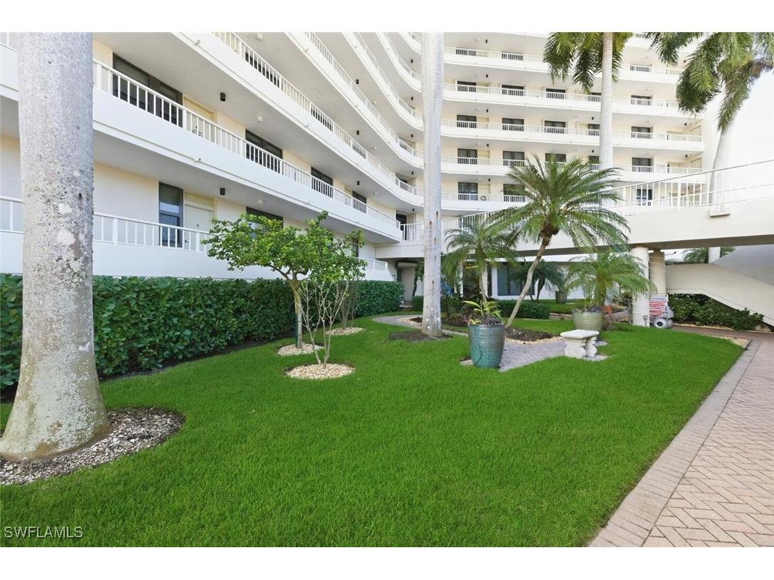 320 Seaview Court #610 Marco Island FL 34145 226002852 image2