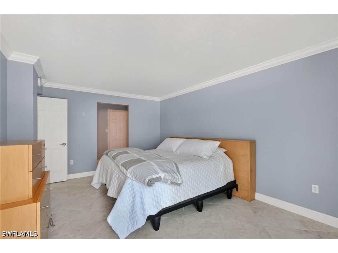 320 Seaview Court #711 Marco Island FL 34145 226023024 image18