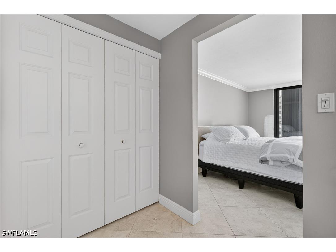 320 Seaview Court #711 Marco Island FL 34145 226023024 image19