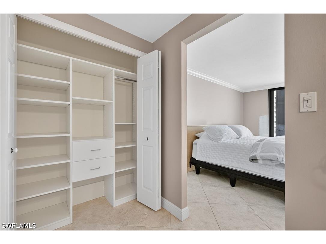 320 Seaview Court #711 Marco Island FL 34145 226023024 image20