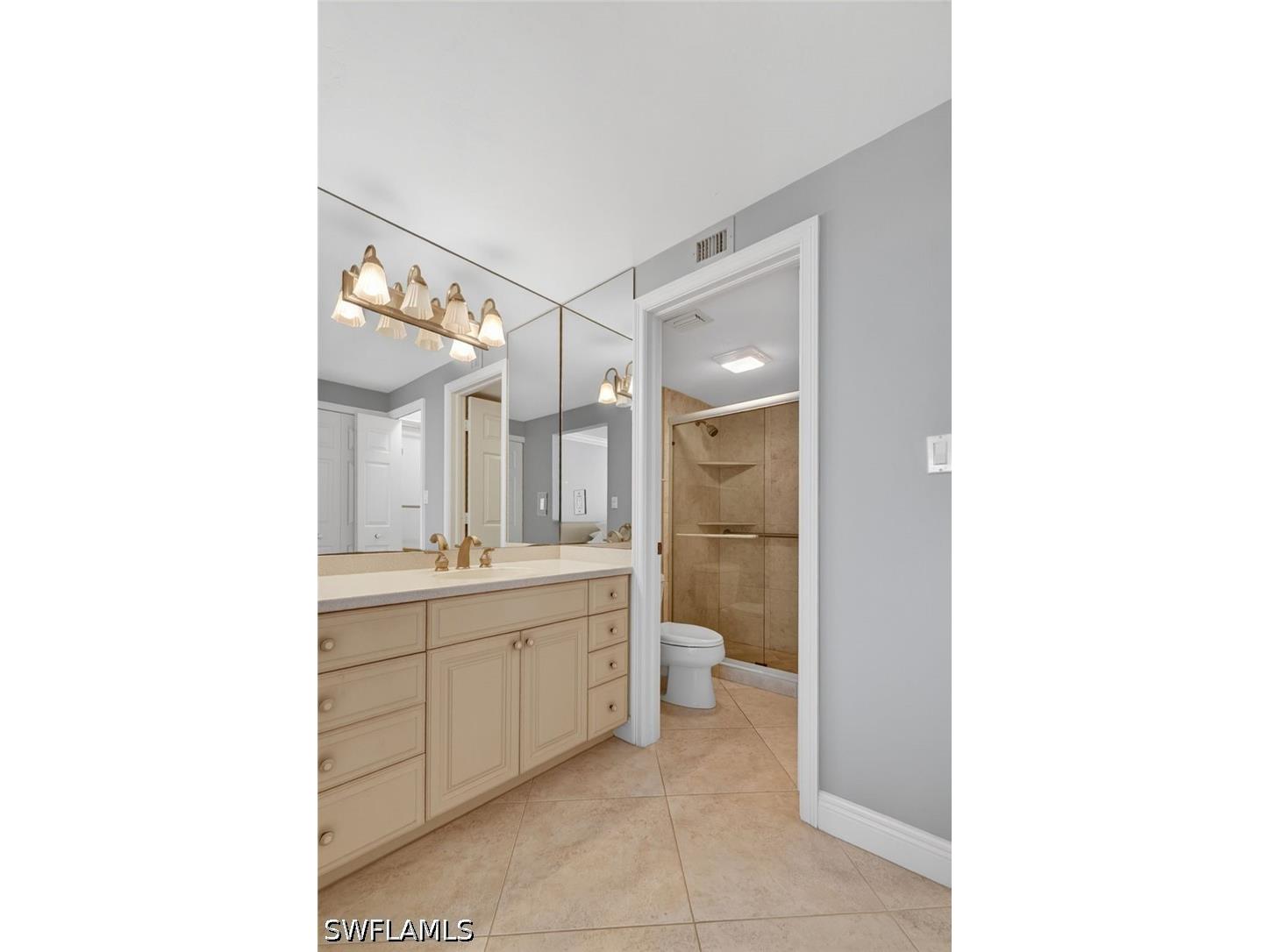 320 Seaview Court #711 Marco Island FL 34145 226023024 image30