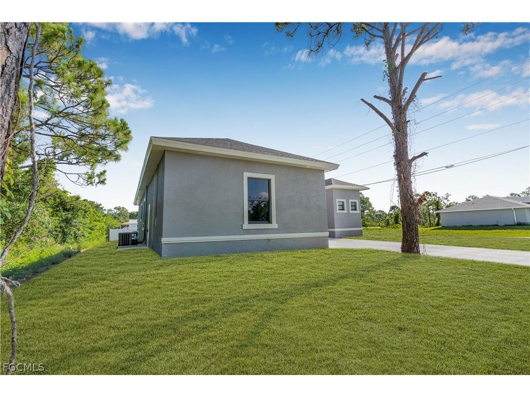 3200 44th Street W Lehigh Acres FL 33971 2026012546 image15