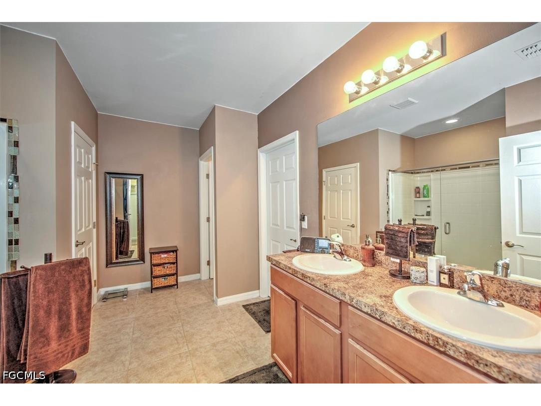 3200 Birch Tree Lane Alva FL 33920 2026020741 image22