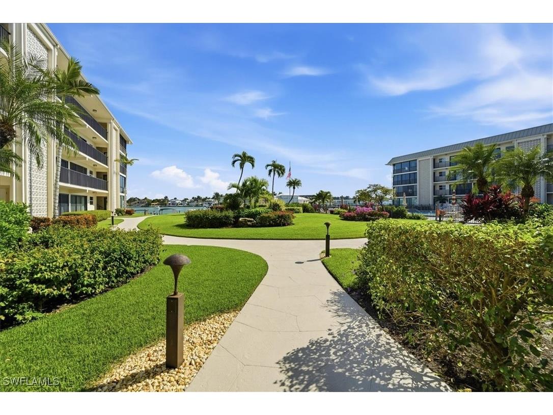 3200 Gulf Shore Boulevard N #105 Naples FL 34103 225081458 image17