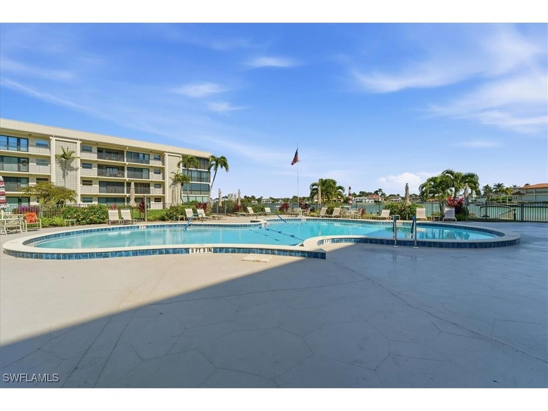 3200 Gulf Shore Boulevard N #105 Naples FL 34103 225081458 image32