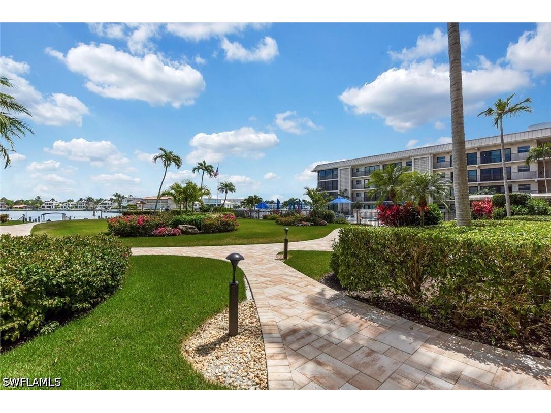 3200 Gulf Shore Boulevard N #105 Naples FL 34103 226013142 image27