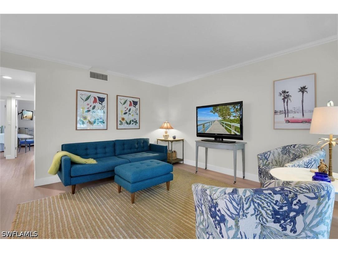 3200 Gulf Shore Boulevard N #105 Naples FL 34103 226013142 image5