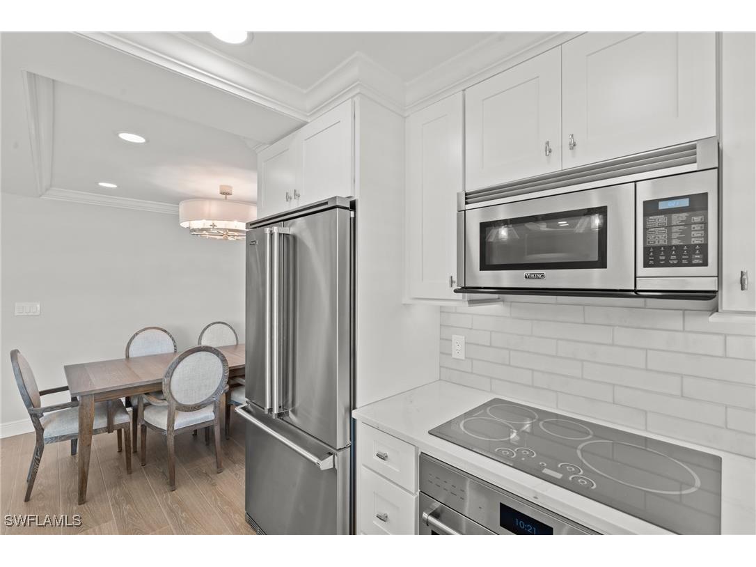 3200 Gulf Shore Boulevard N #106 Naples FL 34103 225080275 image6