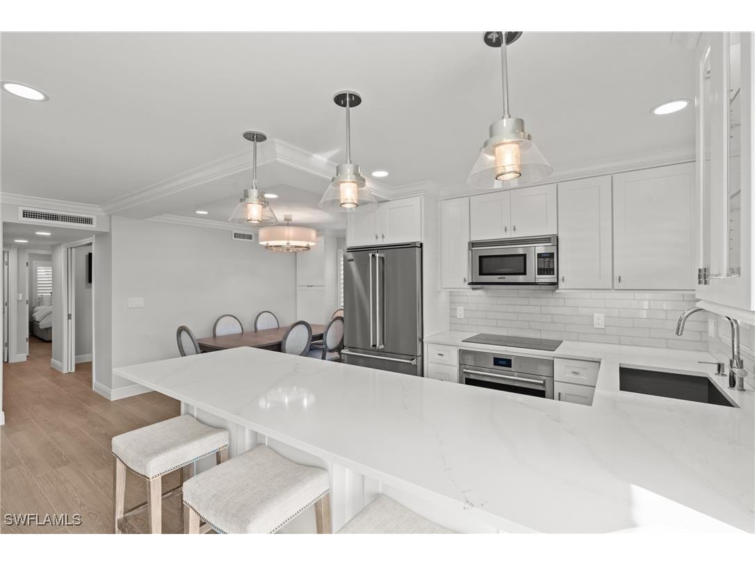 3200 Gulf Shore Boulevard N #106 Naples FL 34103 225080275 image8