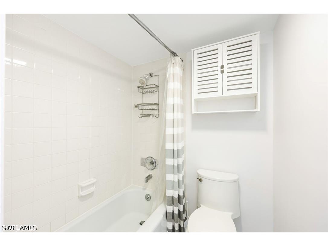 3200 Gulf Shore Boulevard N #112 Naples FL 34103 226018626 image17