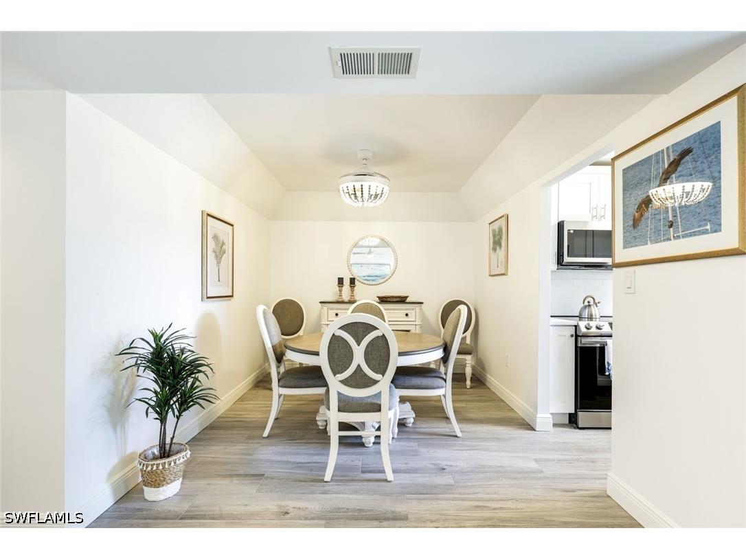 3200 Gulf Shore Boulevard N #112 Naples FL 34103 226018626 image8