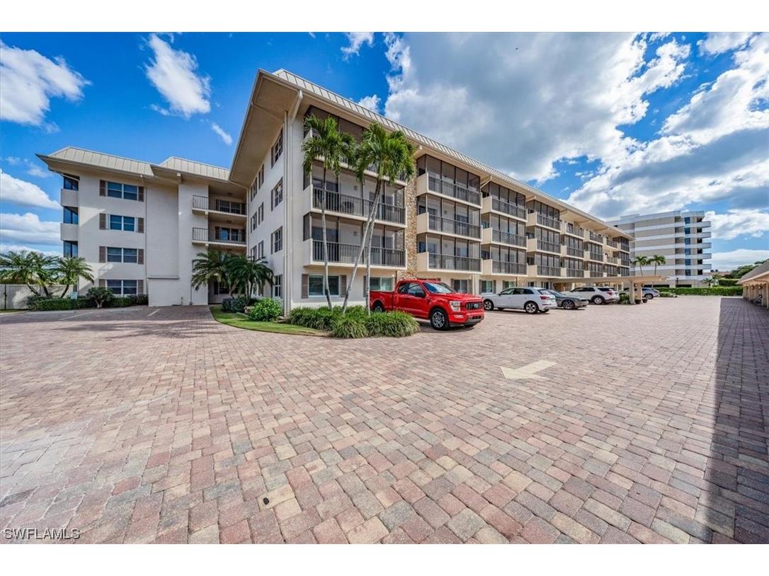 3200 Gulf Shore Boulevard N #316 Naples FL 34103 223081304 image1