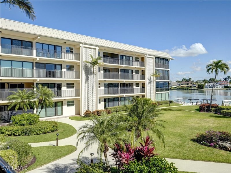 3200 Gulf Shore Blvd N #204 Naples FL 34103 225074547 image25