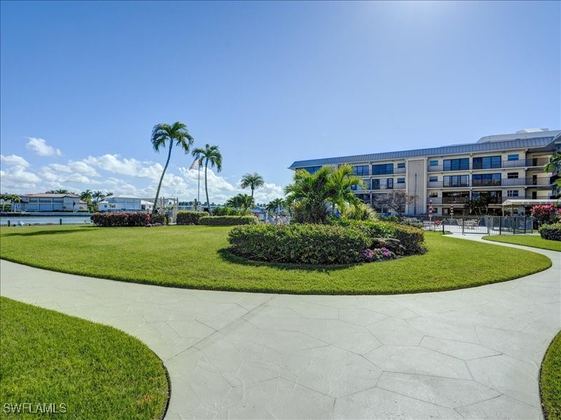 3200 Gulf Shore Blvd N #204 Naples FL 34103 225074547 image26