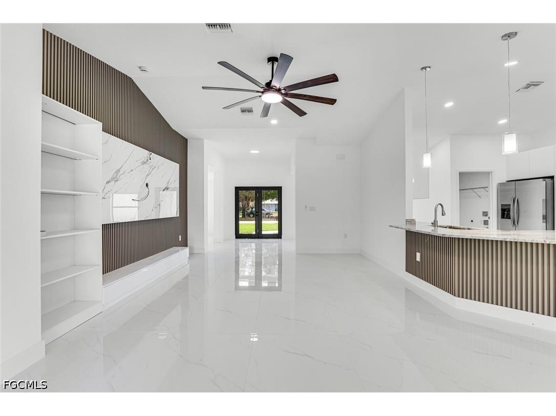 3201 35th Street W Lehigh Acres FL 33971 2026018491 image5