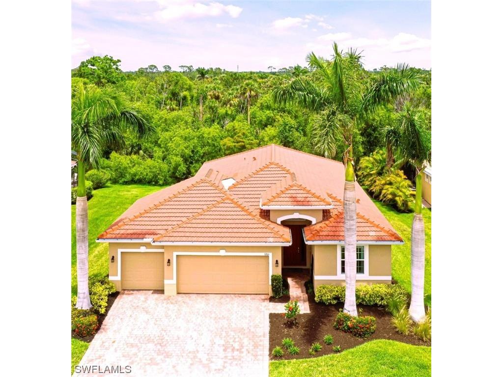 3201 Banyon Hollow Loop North Fort Myers FL 33903 223031699 image1