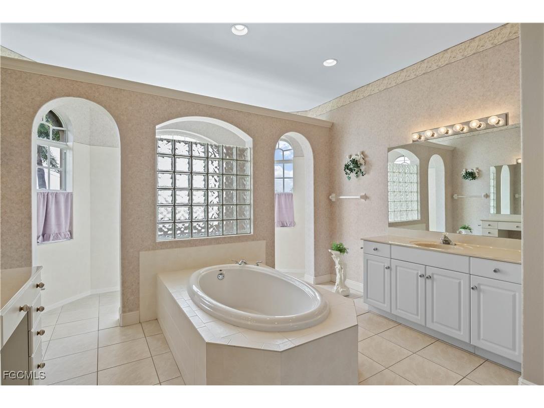 3201 SW 4th Lane Cape Coral FL 33991 2025014814 image17