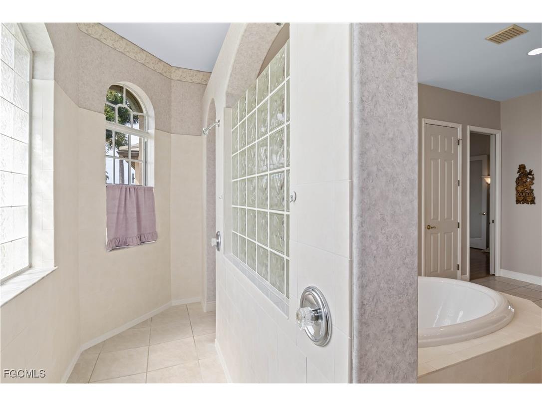 3201 SW 4th Lane Cape Coral FL 33991 2025014814 image18