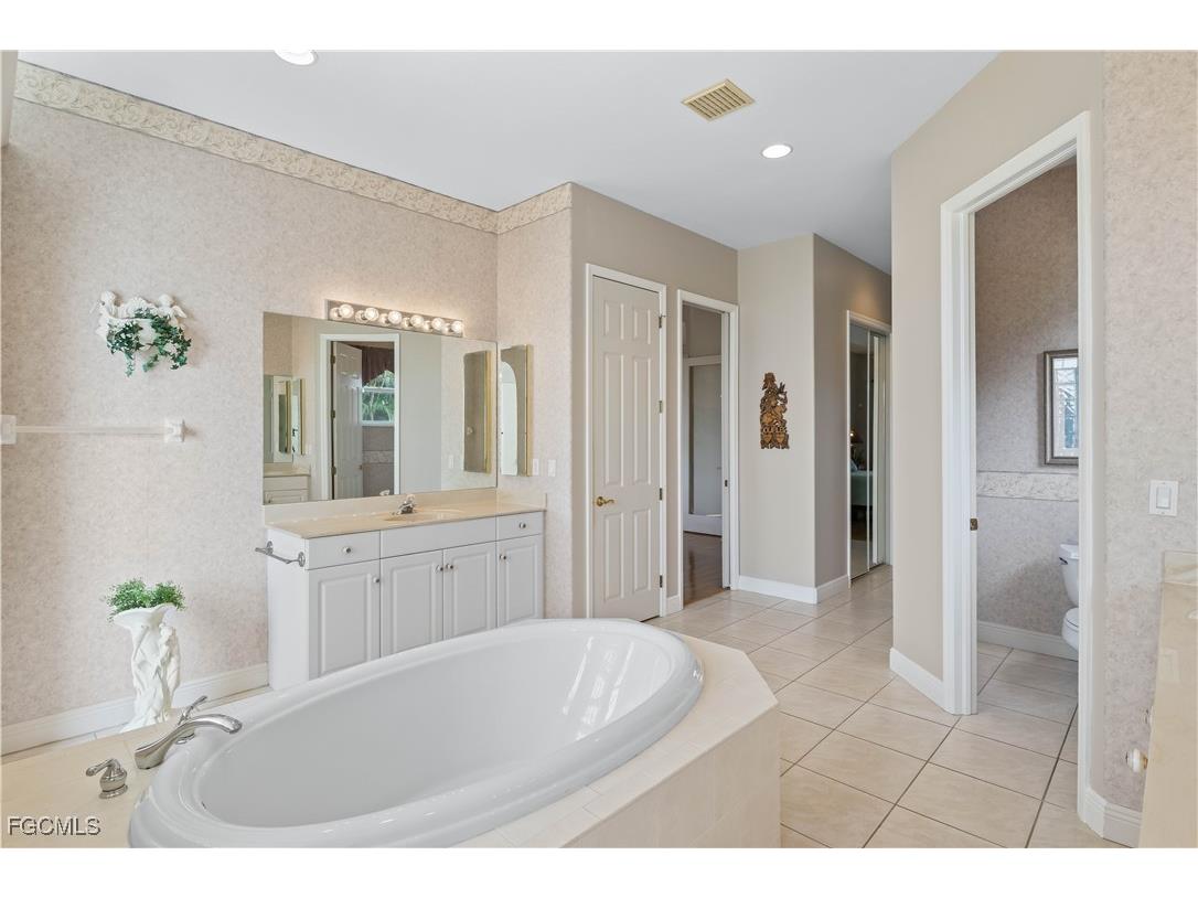 3201 SW 4th Lane Cape Coral FL 33991 2025014814 image19