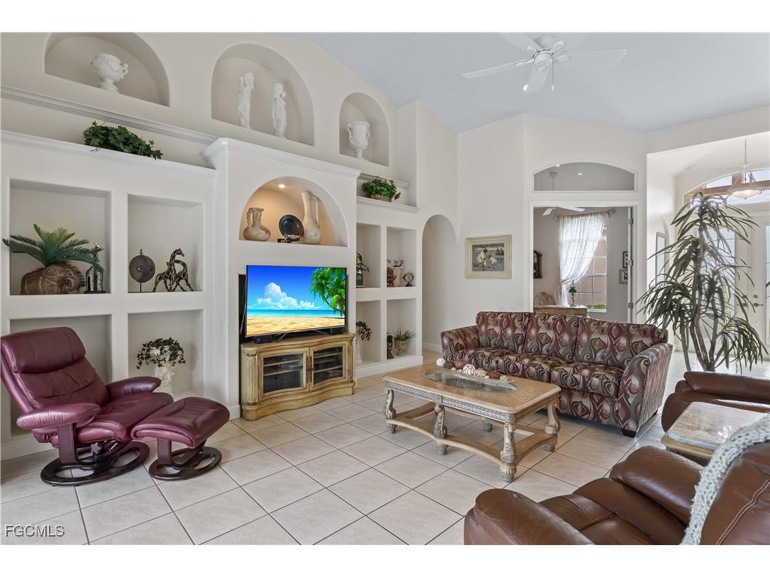 3201 SW 4th Lane Cape Coral FL 33991 2025014814 image4