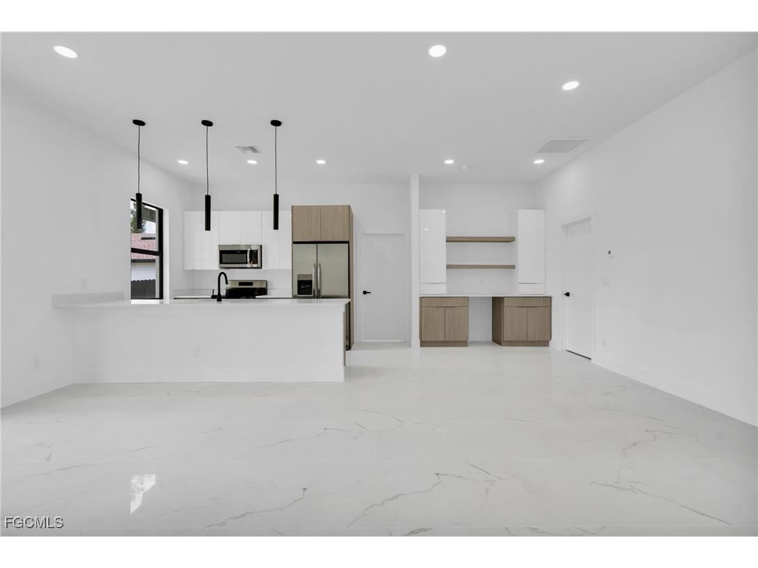 3202 21st Street W Lehigh Acres FL 33971 2025018990 image15