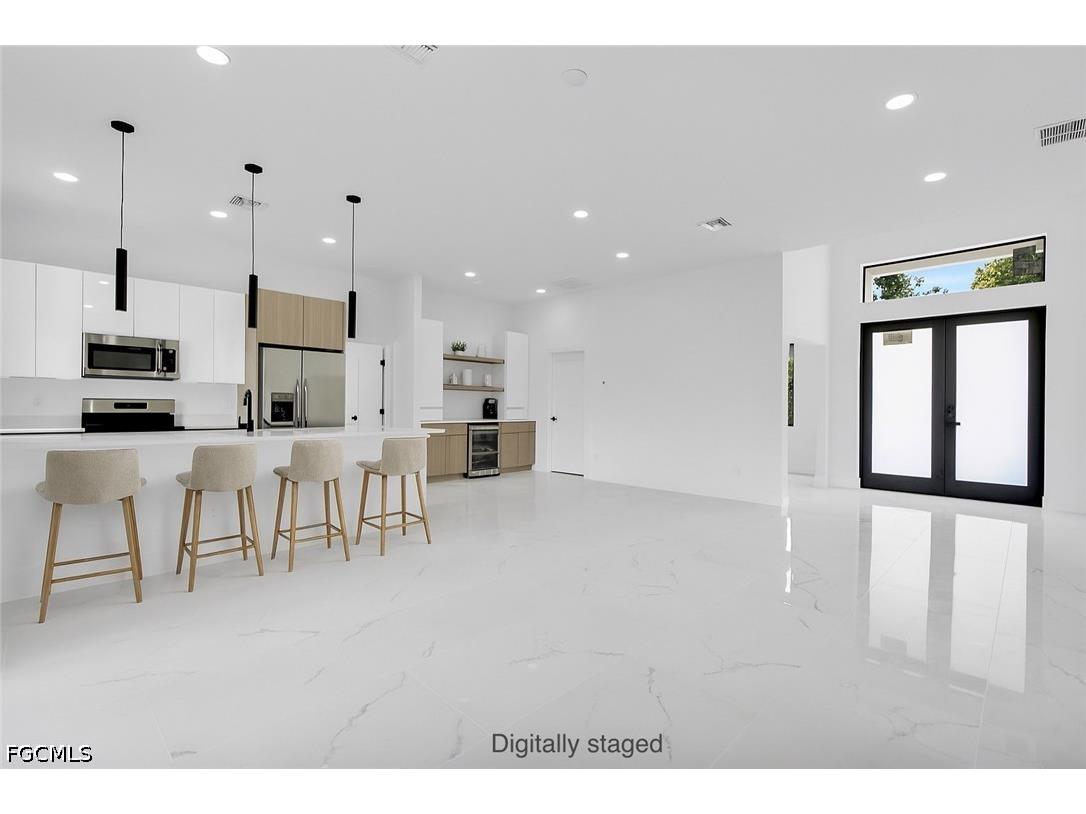 3202 21st Street W Lehigh Acres FL 33971 2026017230 image1