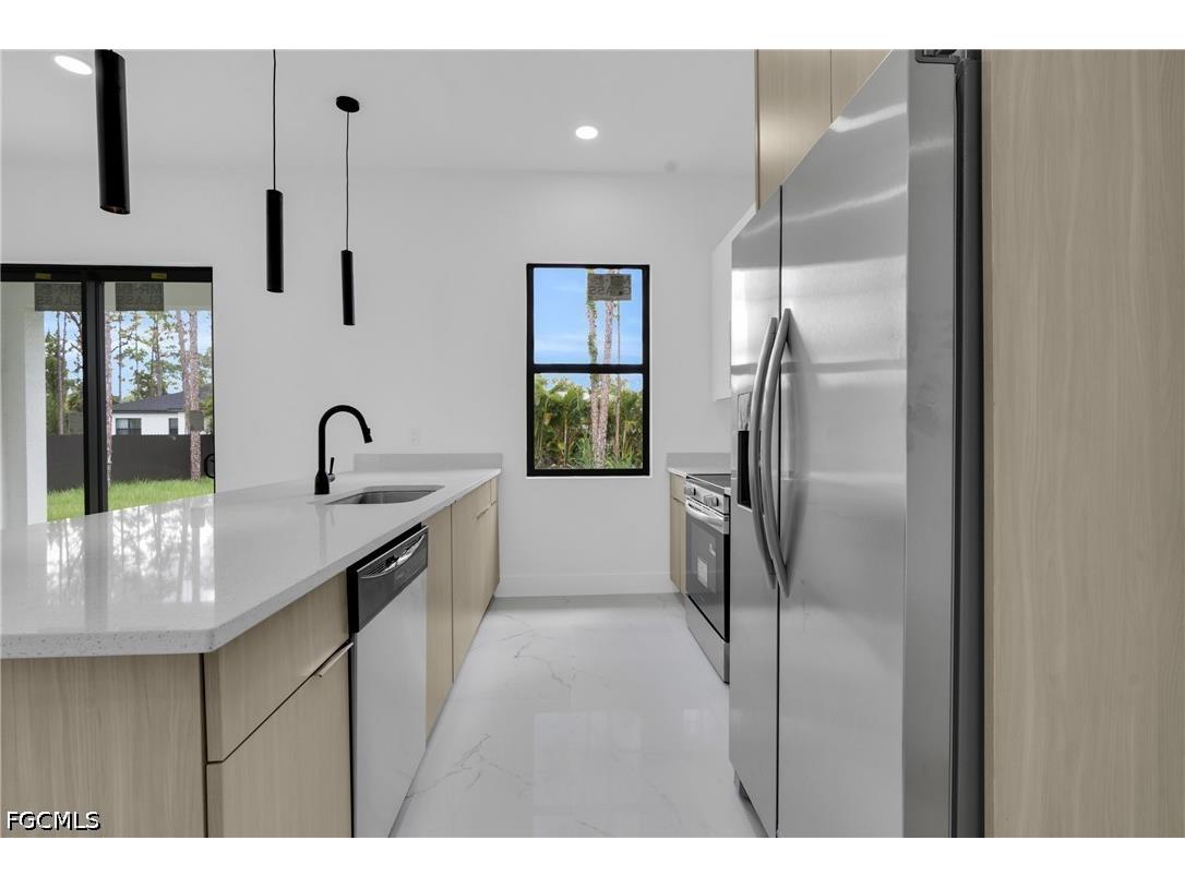 3202 21st Street W Lehigh Acres FL 33971 2026017230 image7