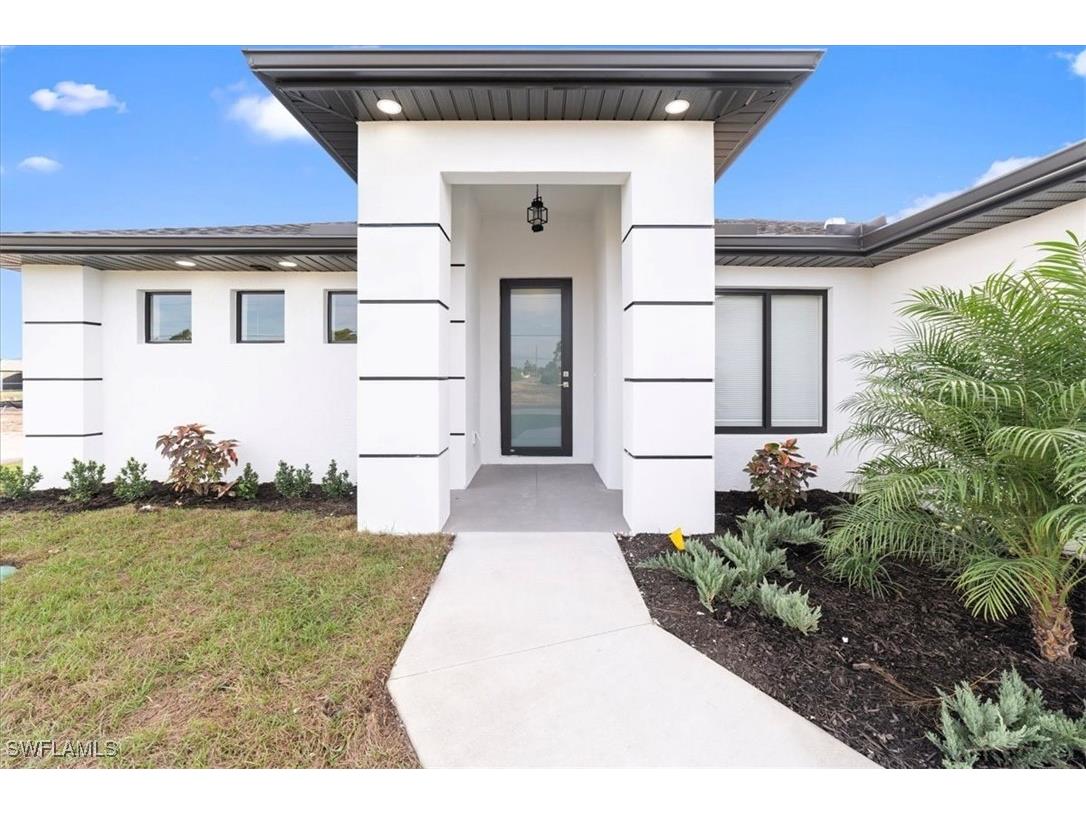 3202 8th Street SW Lehigh Acres FL 33976 225084430 image1