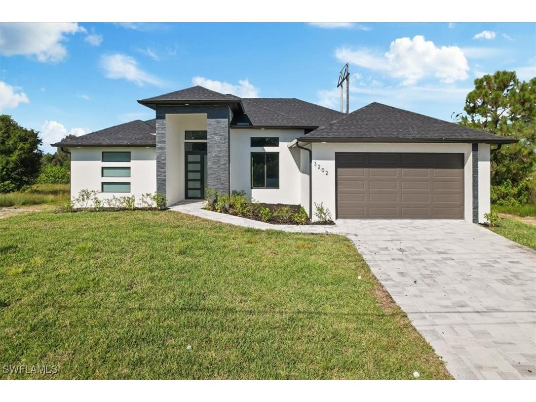 3202 Floyd Avenue S Lehigh Acres FL 33976 224083597 image1
