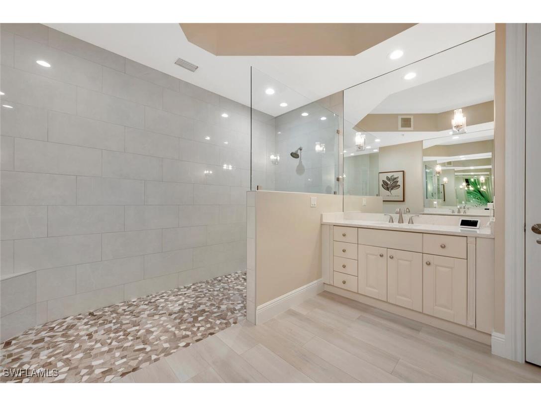 3202 Serenity Court #102 Naples FL 34114 225072205 image23