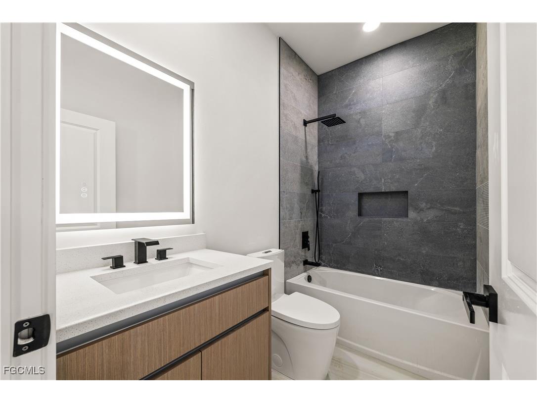 3203 18th Street W Lehigh Acres FL 33971 2025005622 image18