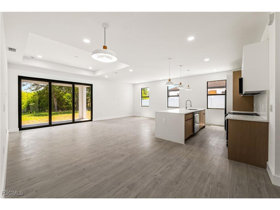 3203 18th Street W Lehigh Acres FL 33971 2025005622 image4