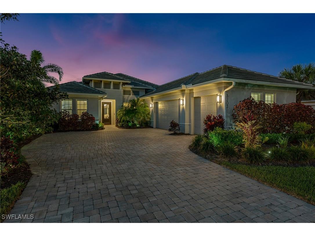 3203 Cotuit Lane Naples FL 34114 224085715 image1