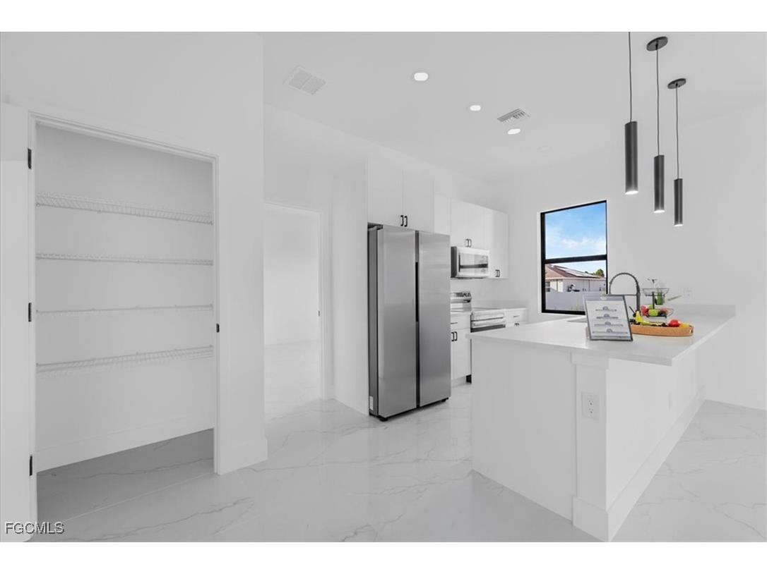 3203 Sunshine Boulevard N Lehigh Acres FL 33971 2025016968 image30