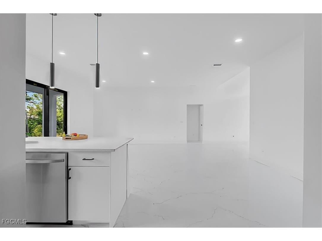 3203 Sunshine Boulevard N Lehigh Acres FL 33971 2025016968 image7