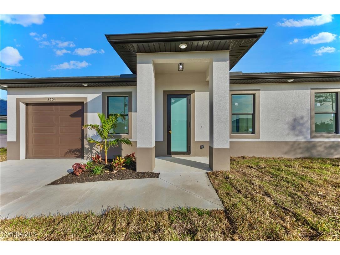 3204 15th Street SW Lehigh Acres FL 33976 225048993 image1