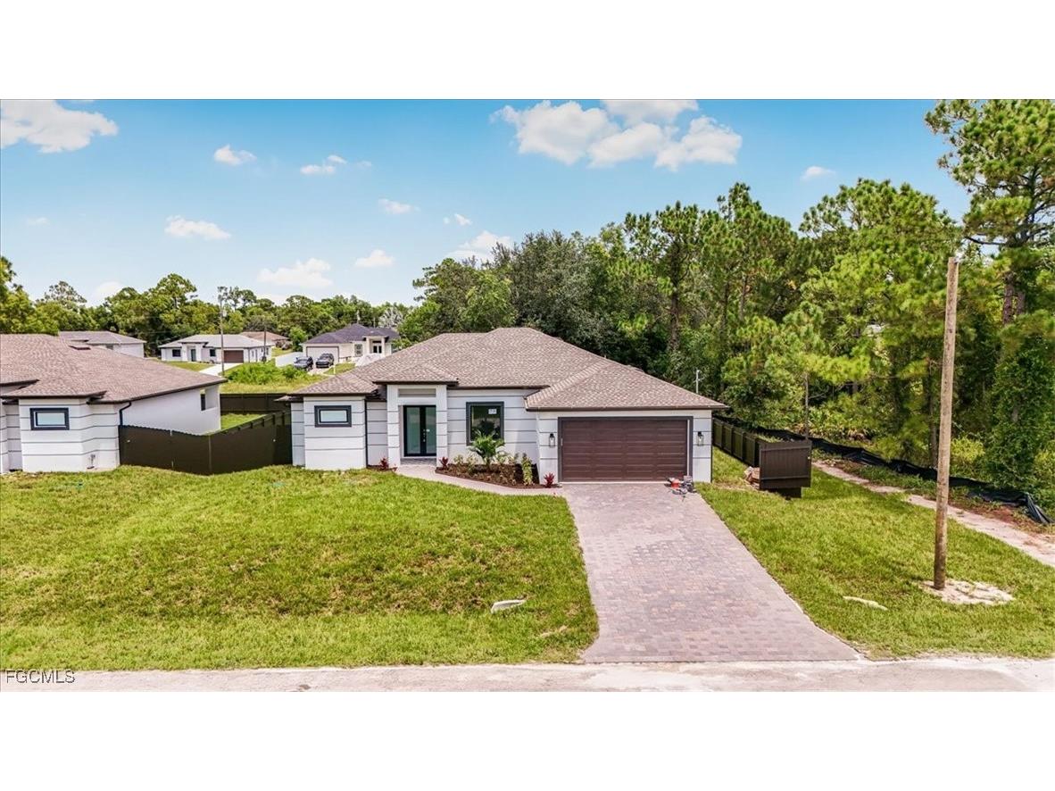 3204 29th Street SW Lehigh Acres FL 33976 2025007029 image1