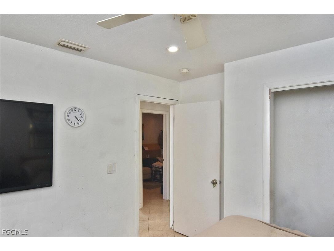 3204 41st Street SW Lehigh Acres FL 33976 2025024596 image11