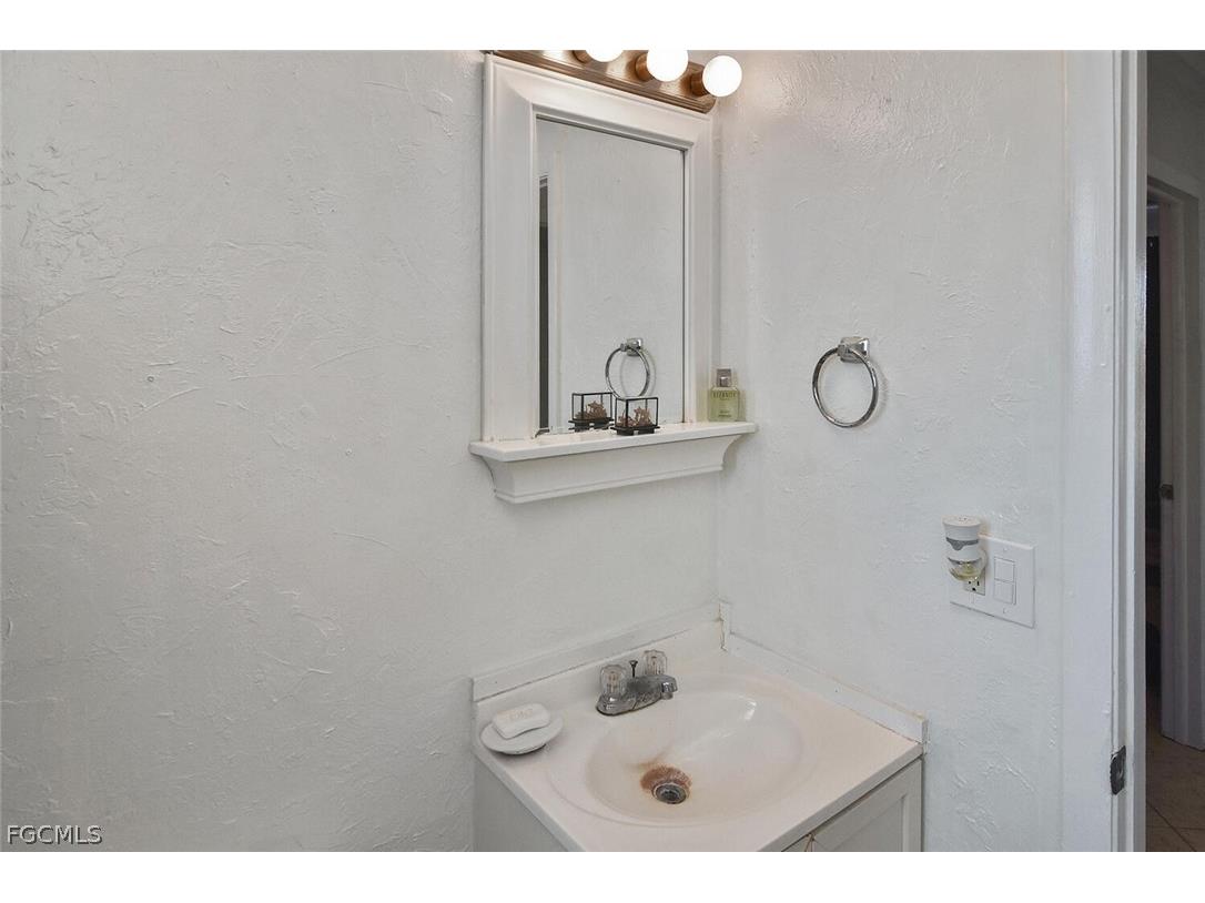 3204 41st Street SW Lehigh Acres FL 33976 2025024596 image16