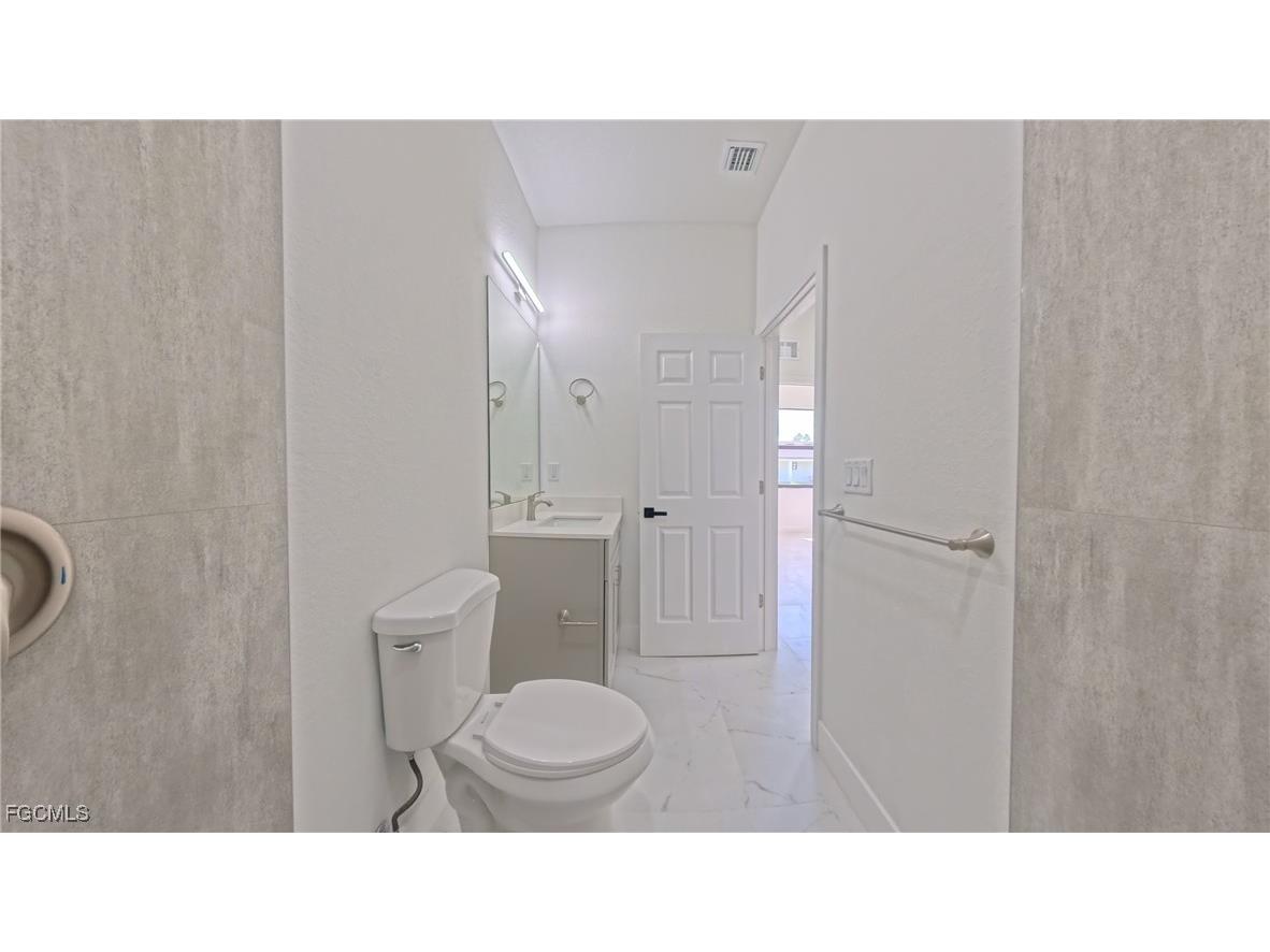 3204 69th Street W Lehigh Acres FL 33971 2025000229 image25