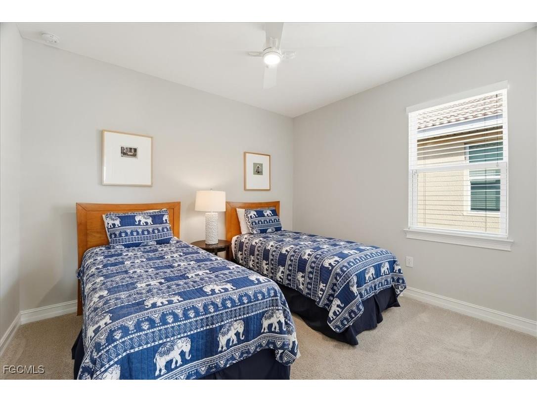 3204 Royal Gardens Avenue Fort Myers FL 33916 2025023728 image24