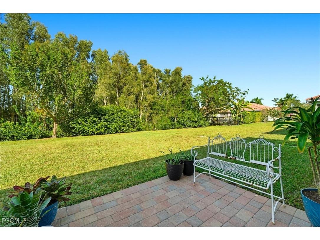 3204 Royal Gardens Avenue Fort Myers FL 33916 2025023728 image30