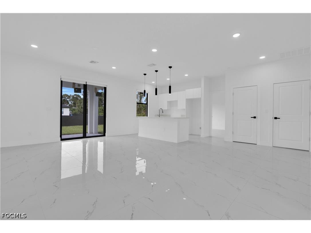 3205 57th Street W Lehigh Acres FL 33971 2026021807 image4