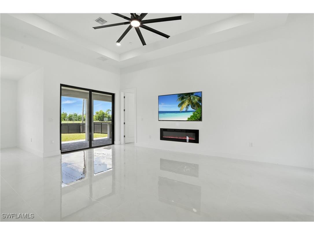3205 Andalusia Boulevard Cape Coral FL 33909 225062467 image9