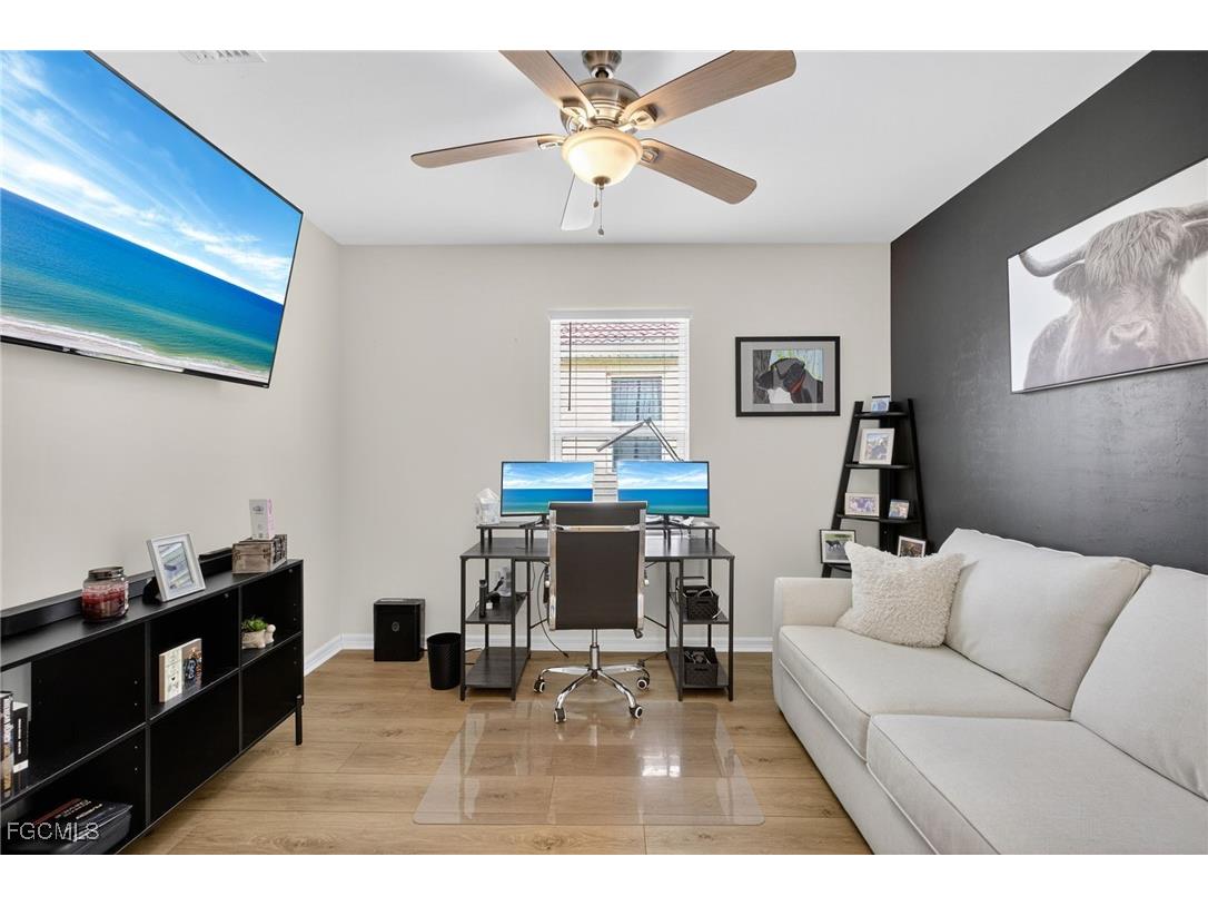 3206 Birchin Lane Fort Myers FL 33916 2025004221 image16