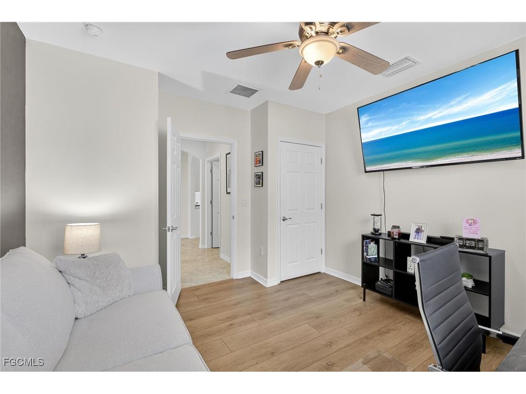 3206 Birchin Lane Fort Myers FL 33916 2025004221 image17