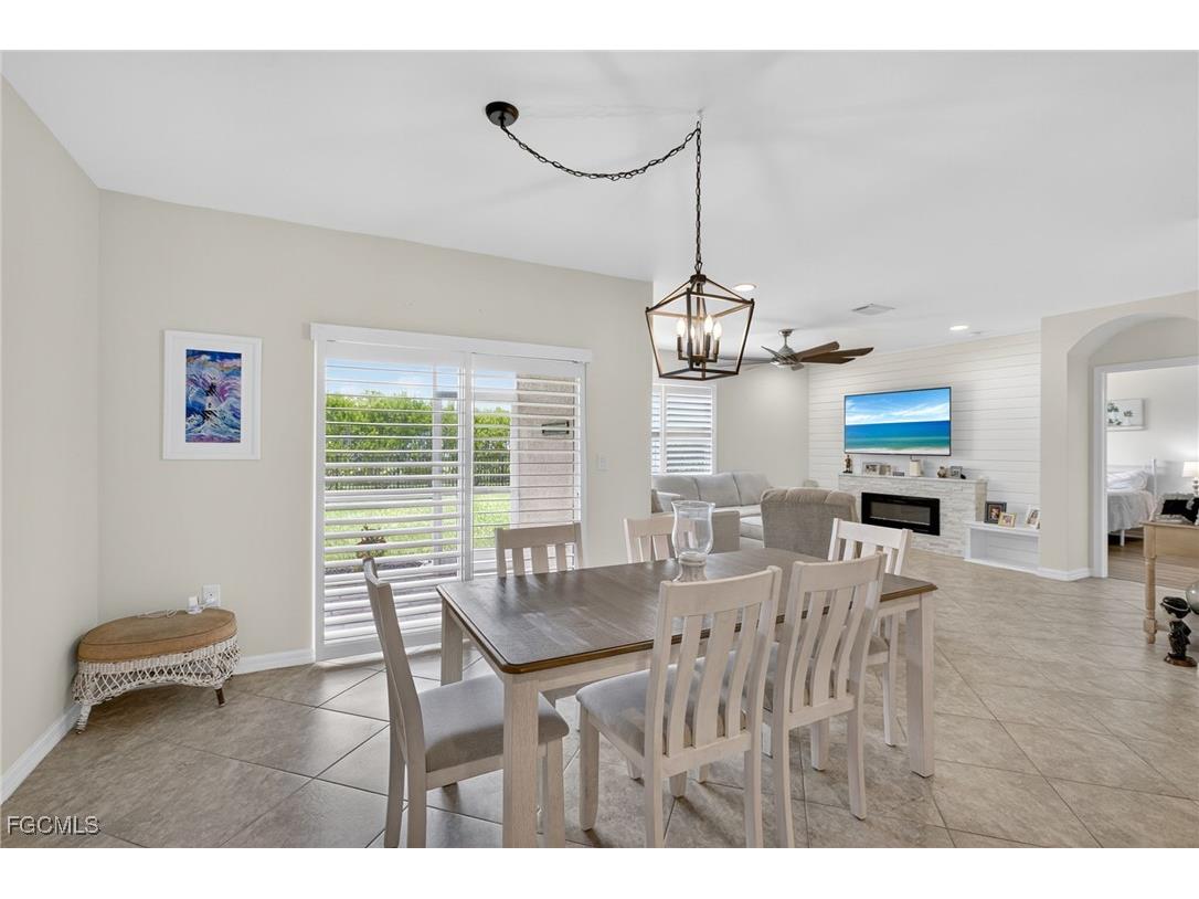 3206 Birchin Lane Fort Myers FL 33916 2025004221 image24