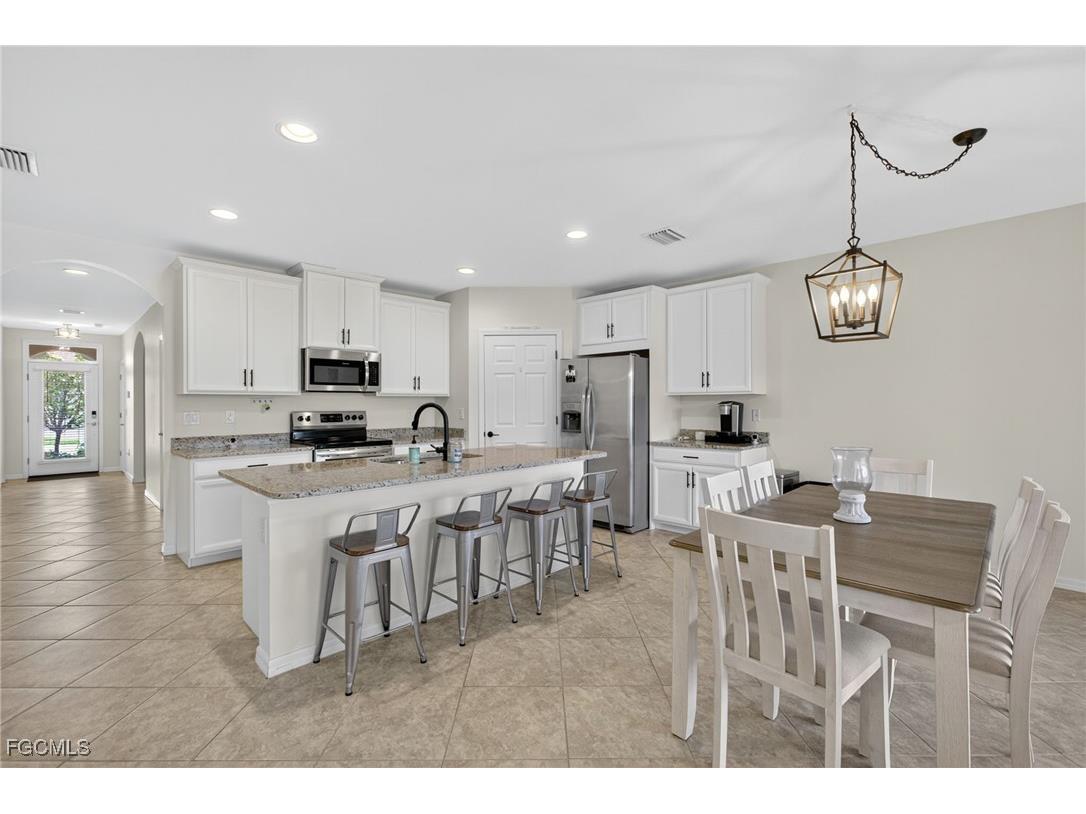 3206 Birchin Lane Fort Myers FL 33916 2025004221 image28